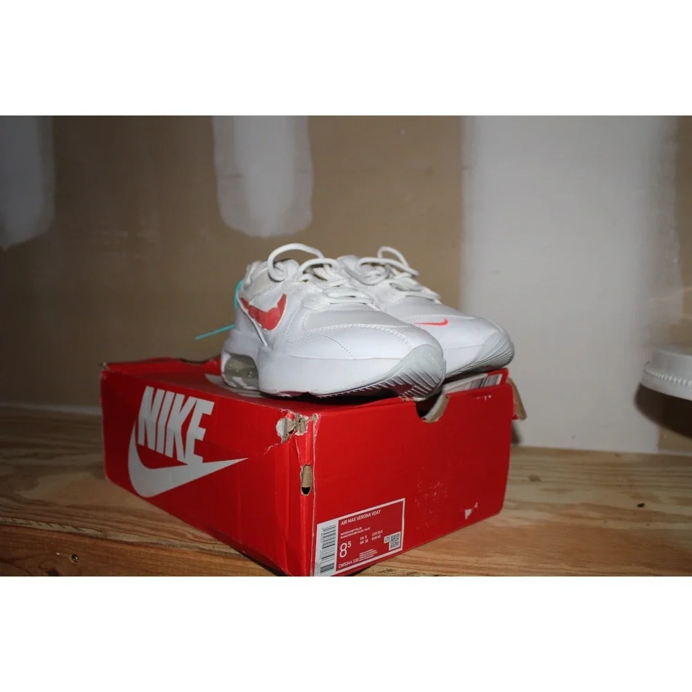 Nike Air Max Verona VDay White Pink Womens 8.5 Sneakers